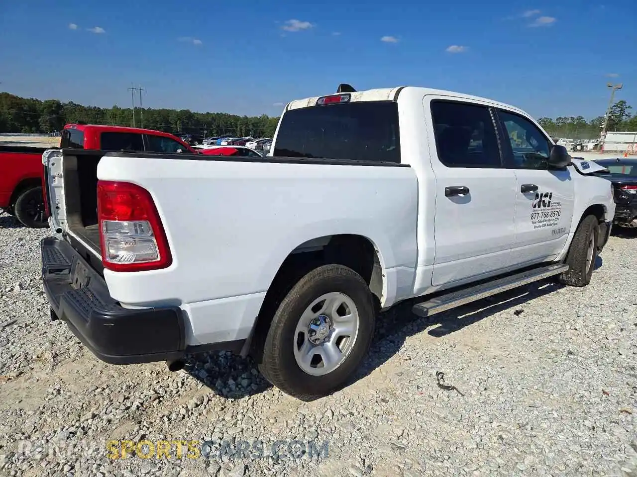 3 Фотография поврежденного автомобиля 1C6RREGT0NN435919 RAM 1500 2022