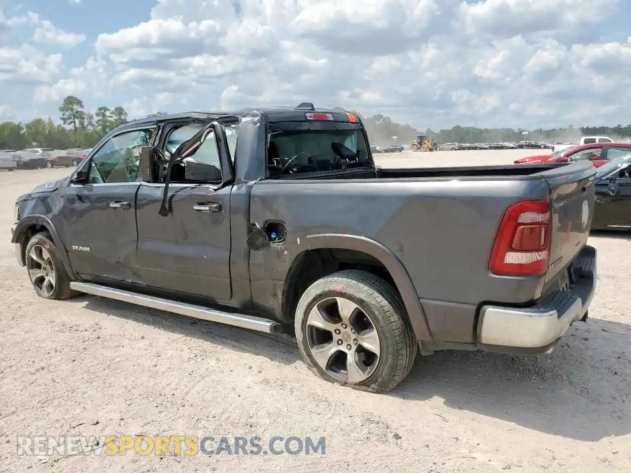 2 Photograph of a damaged car 1C6RREJMXNN185283 RAM 1500 2022