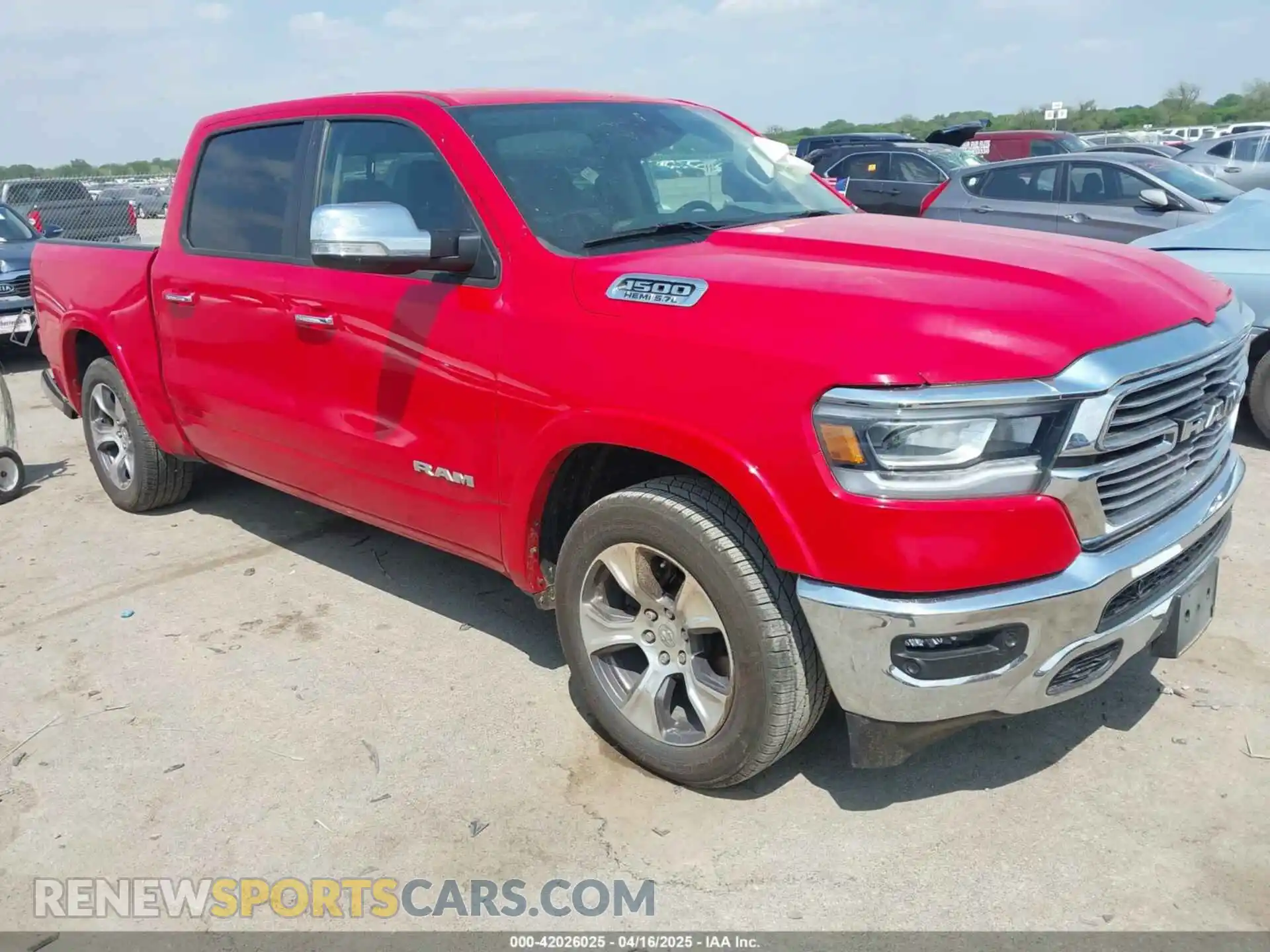 1 Photograph of a damaged car 1C6RREJT1NN271072 RAM 1500 2022