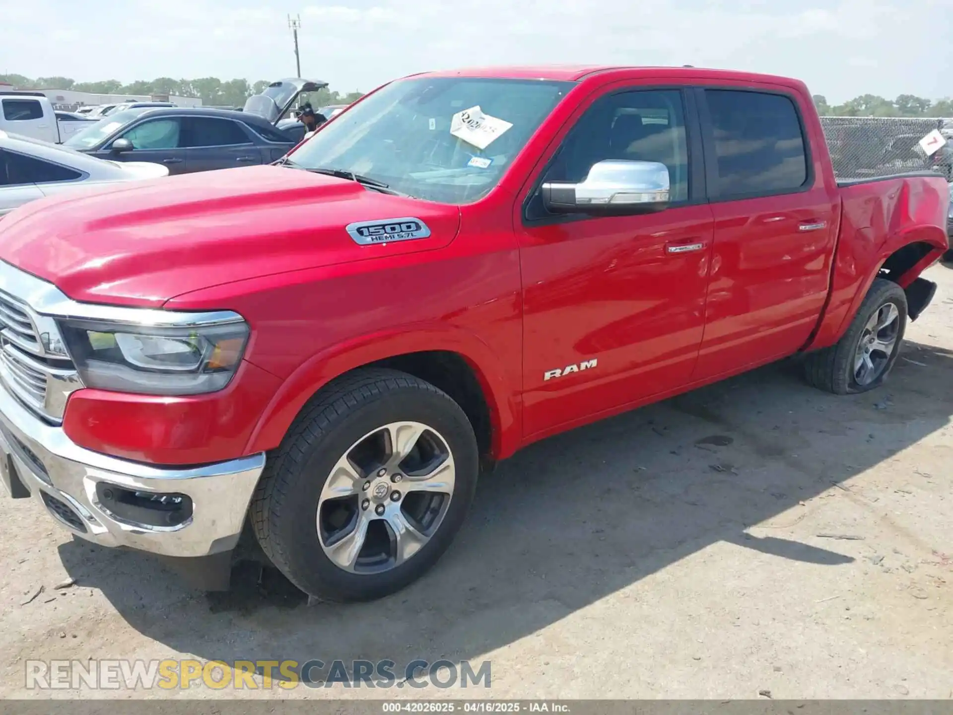 2 Photograph of a damaged car 1C6RREJT1NN271072 RAM 1500 2022