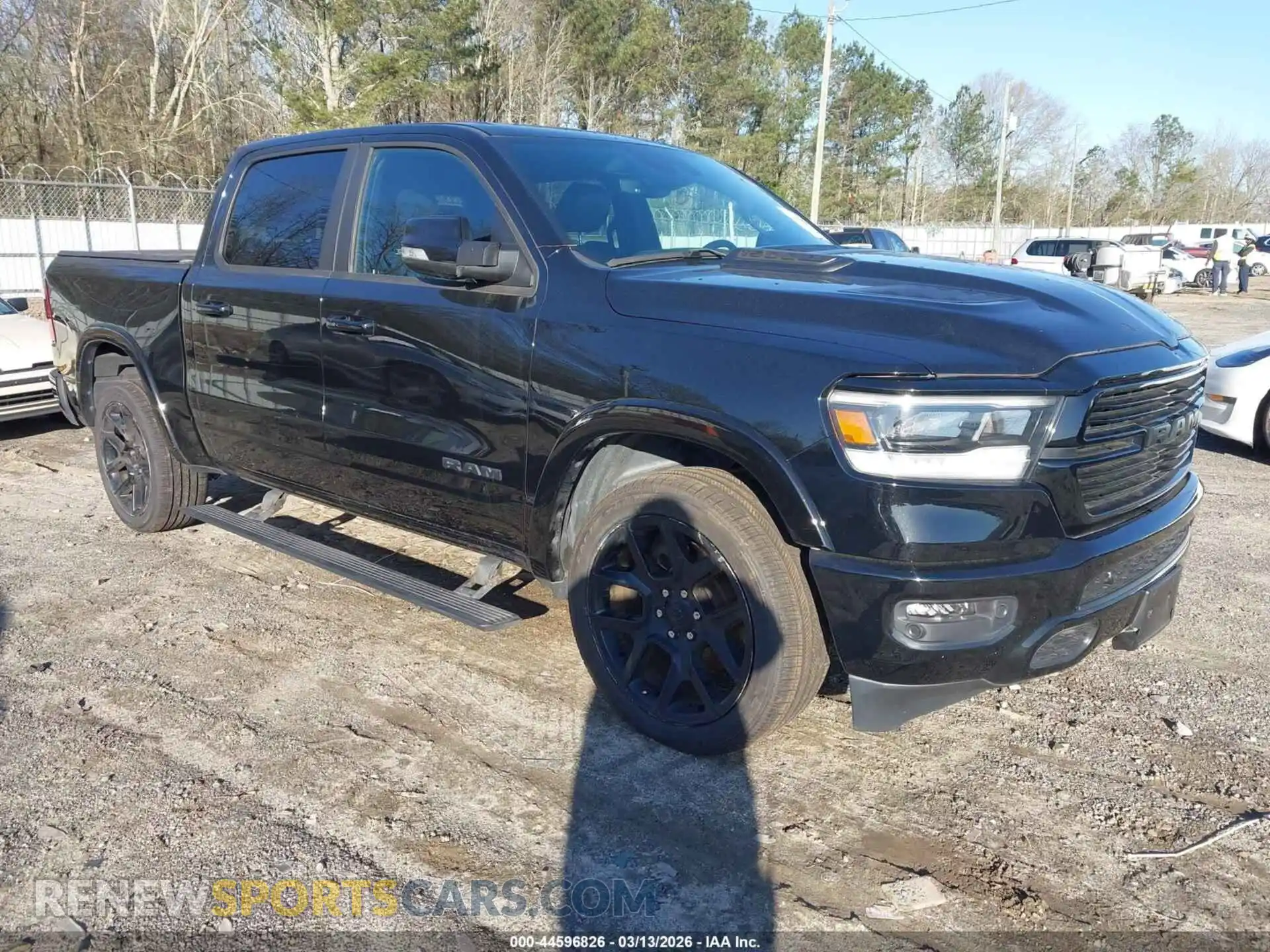 1 Photograph of a damaged car 1C6RREJTXNN100997 RAM 1500 2022
