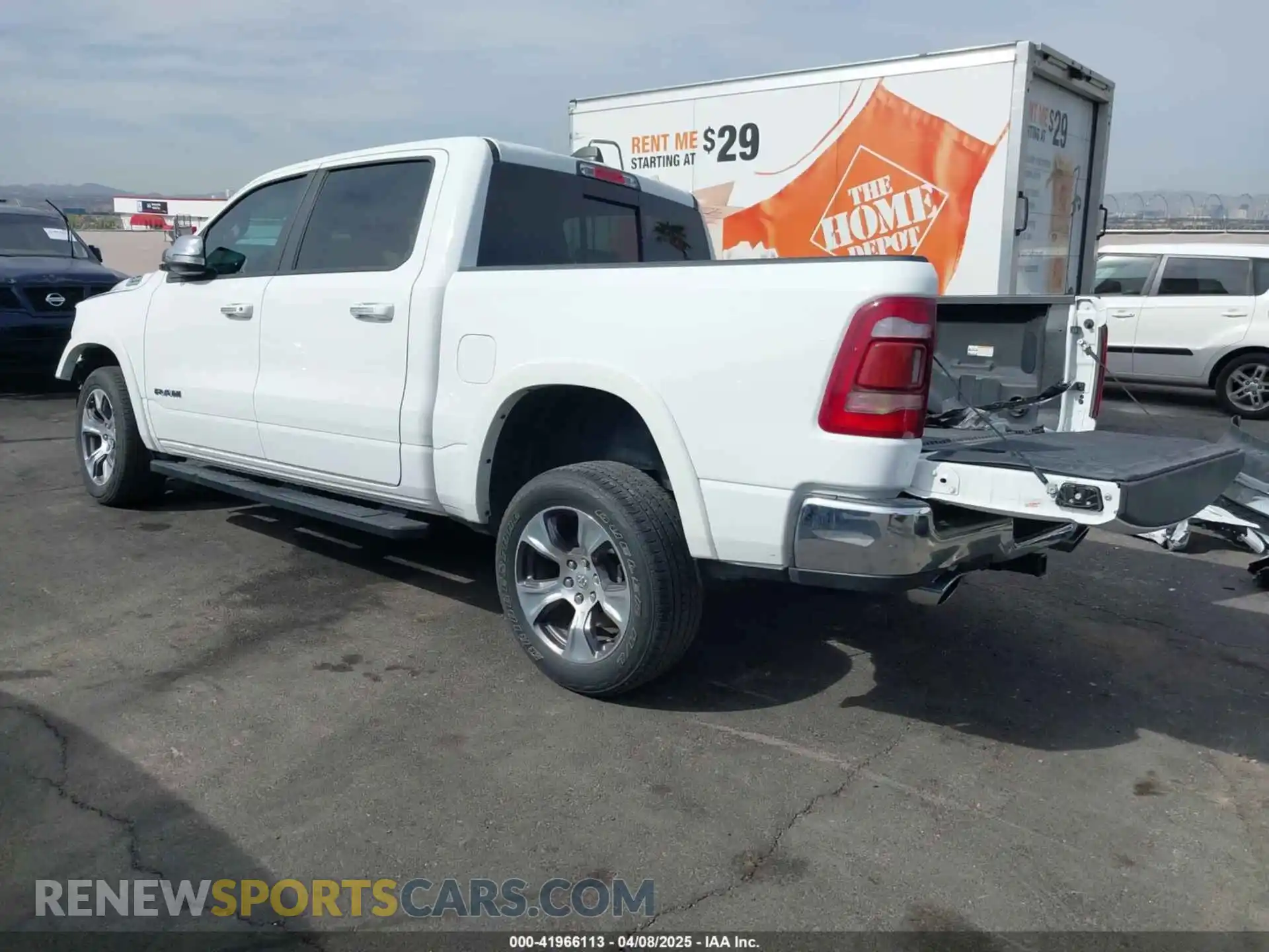 3 Photograph of a damaged car 1C6RREJTXNN357898 RAM 1500 2022