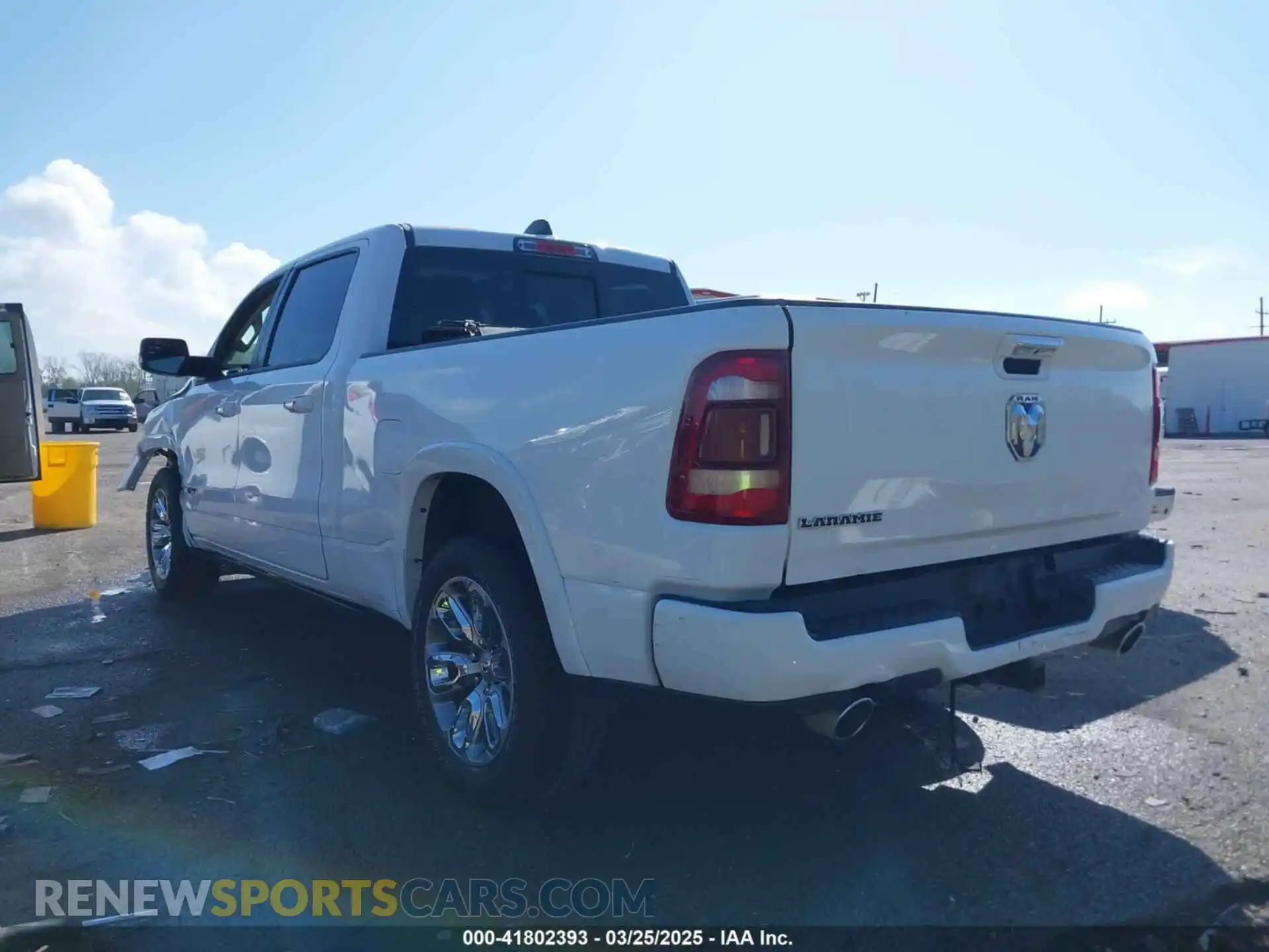 3 Photograph of a damaged car 1C6RRERT1NN475598 RAM 1500 2022