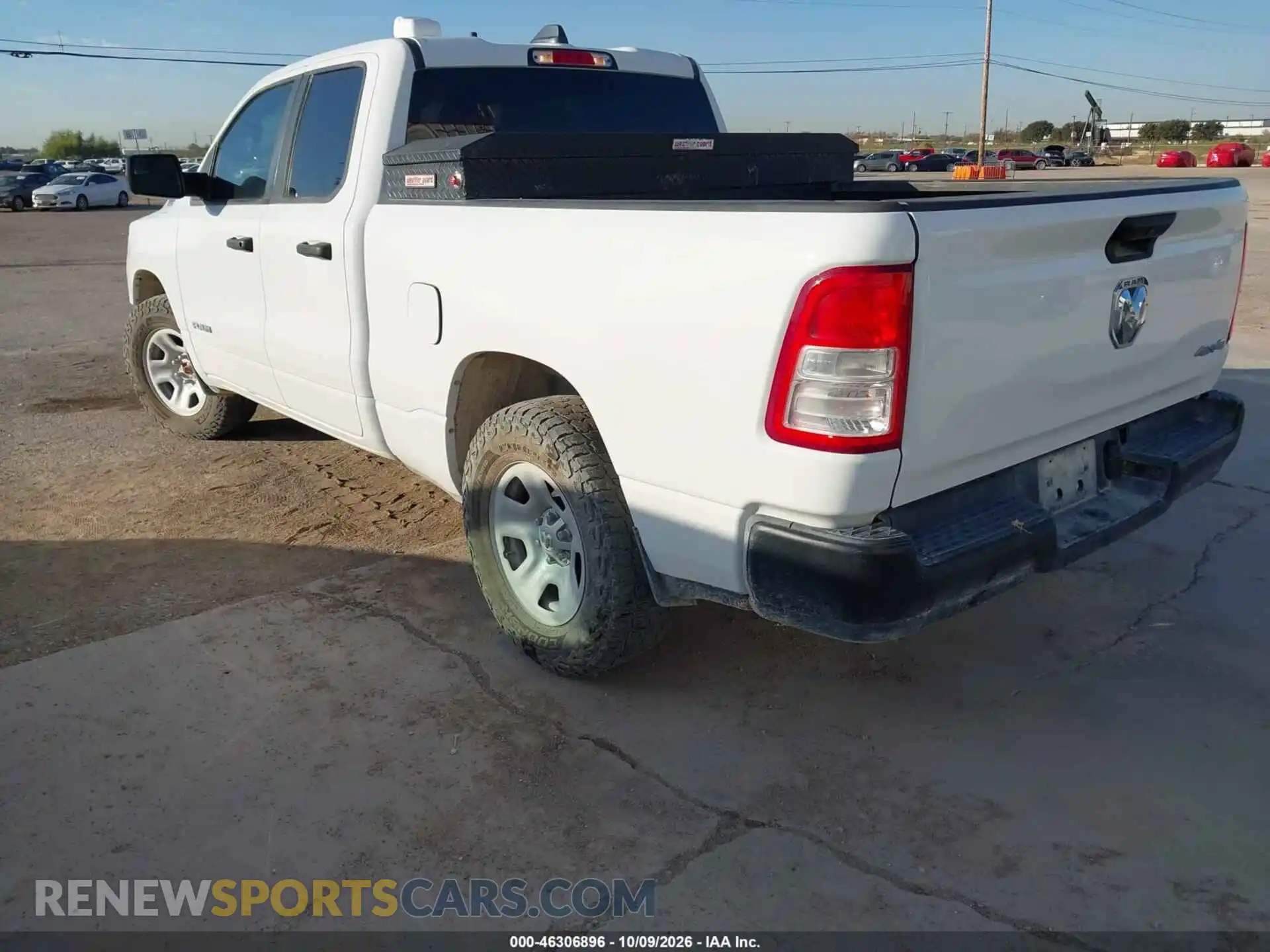 3 Photograph of a damaged car 1C6RRFCG7NN438413 RAM 1500 2022