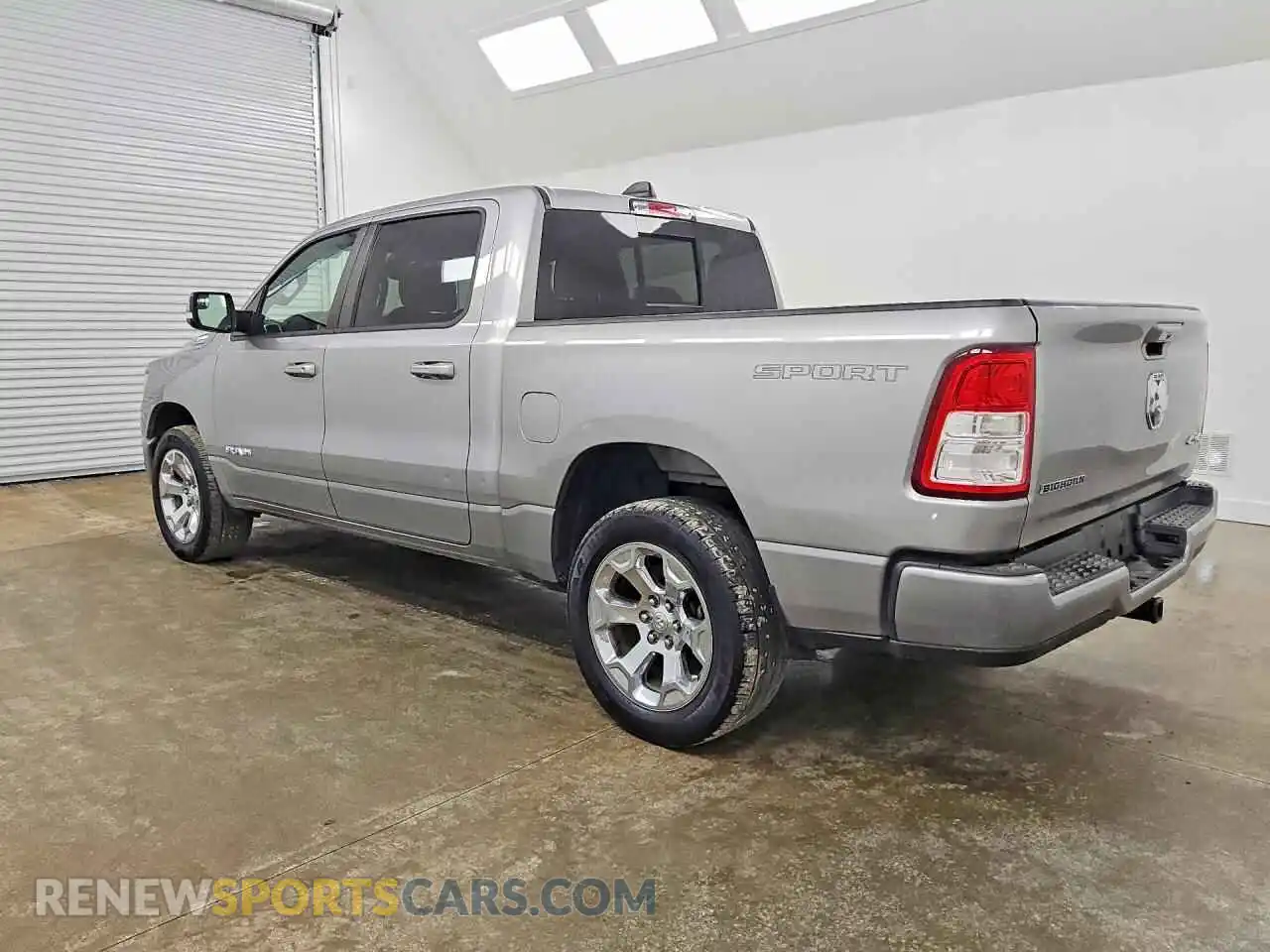2 Photograph of a damaged car 1C6RRFFG1NN316982 RAM 1500 2022