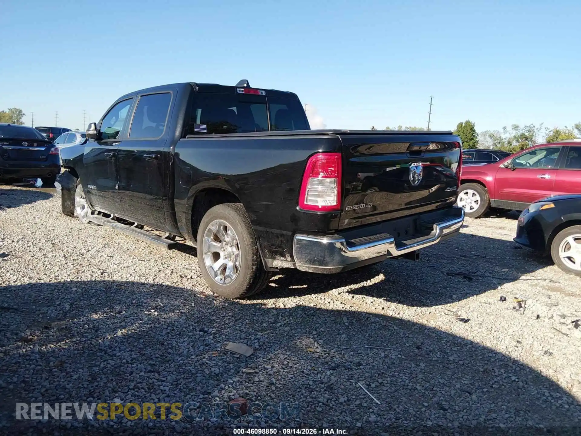 3 Photograph of a damaged car 1C6RRFFG3NN395281 RAM 1500 2022