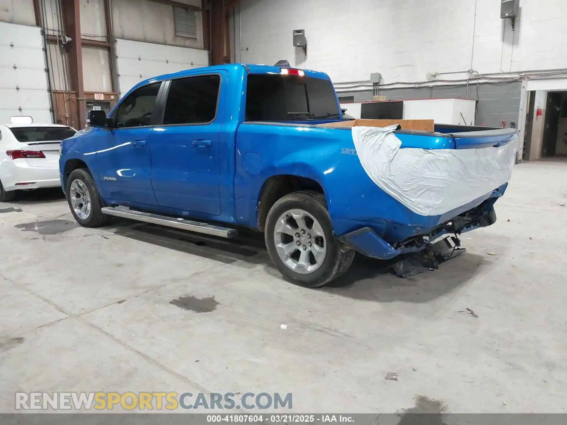 3 Photograph of a damaged car 1C6RRFFG4NN343089 RAM 1500 2022