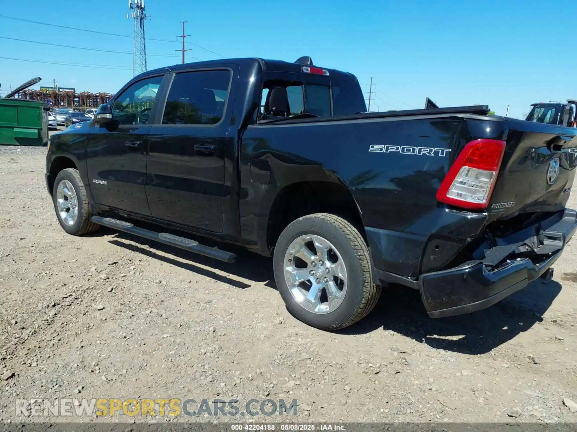 3 Photograph of a damaged car 1C6RRFFG6NN439340 RAM 1500 2022