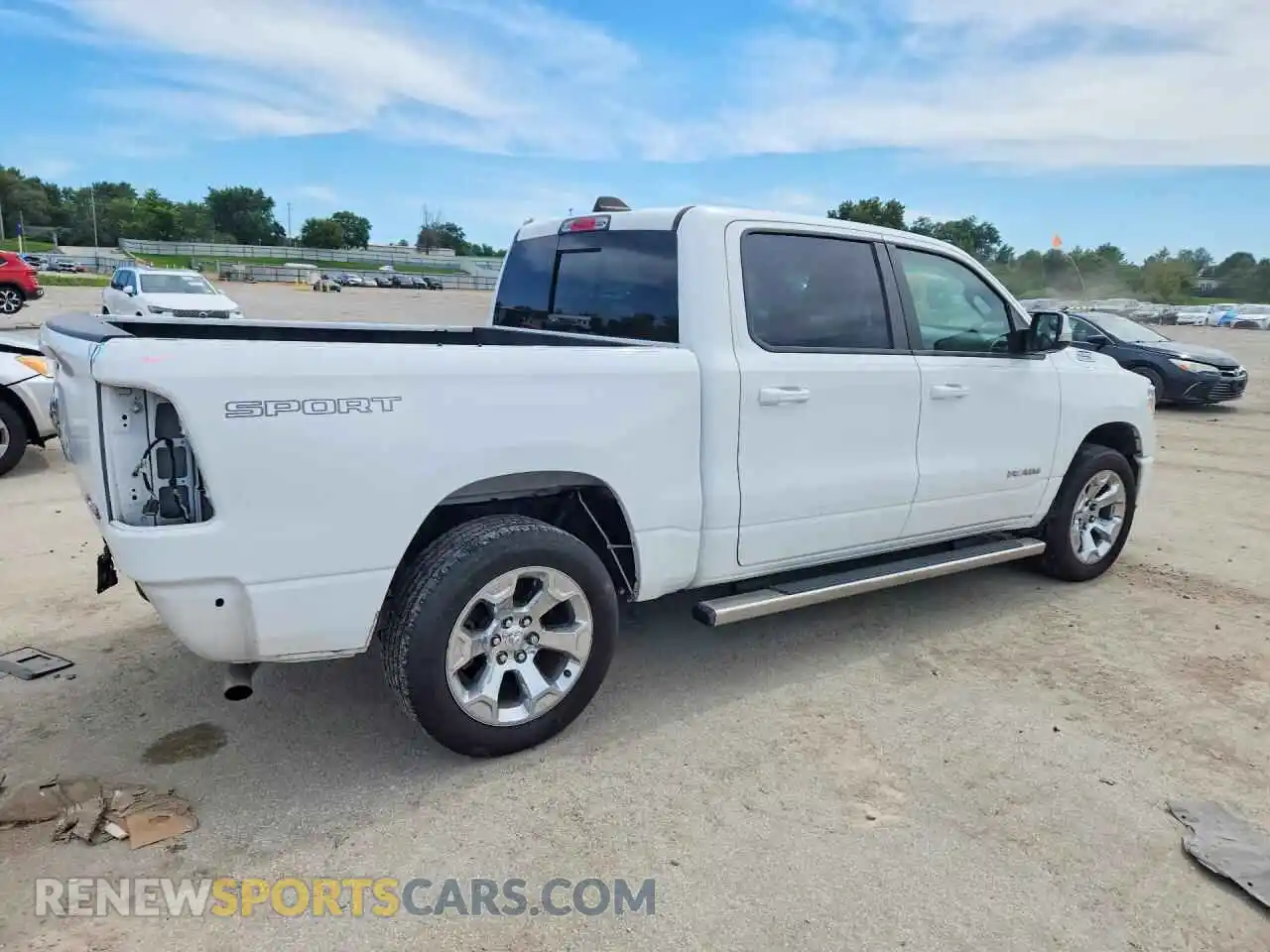 3 Photograph of a damaged car 1C6RRFFG6NN459216 RAM 1500 2022