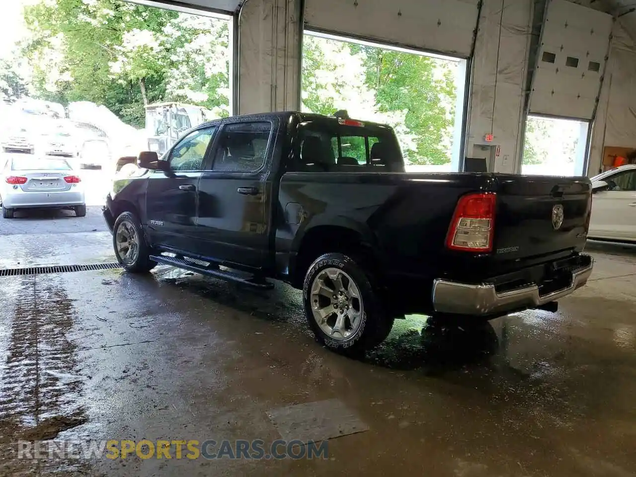2 Photograph of a damaged car 1C6RRFFG7NN385045 RAM 1500 2022