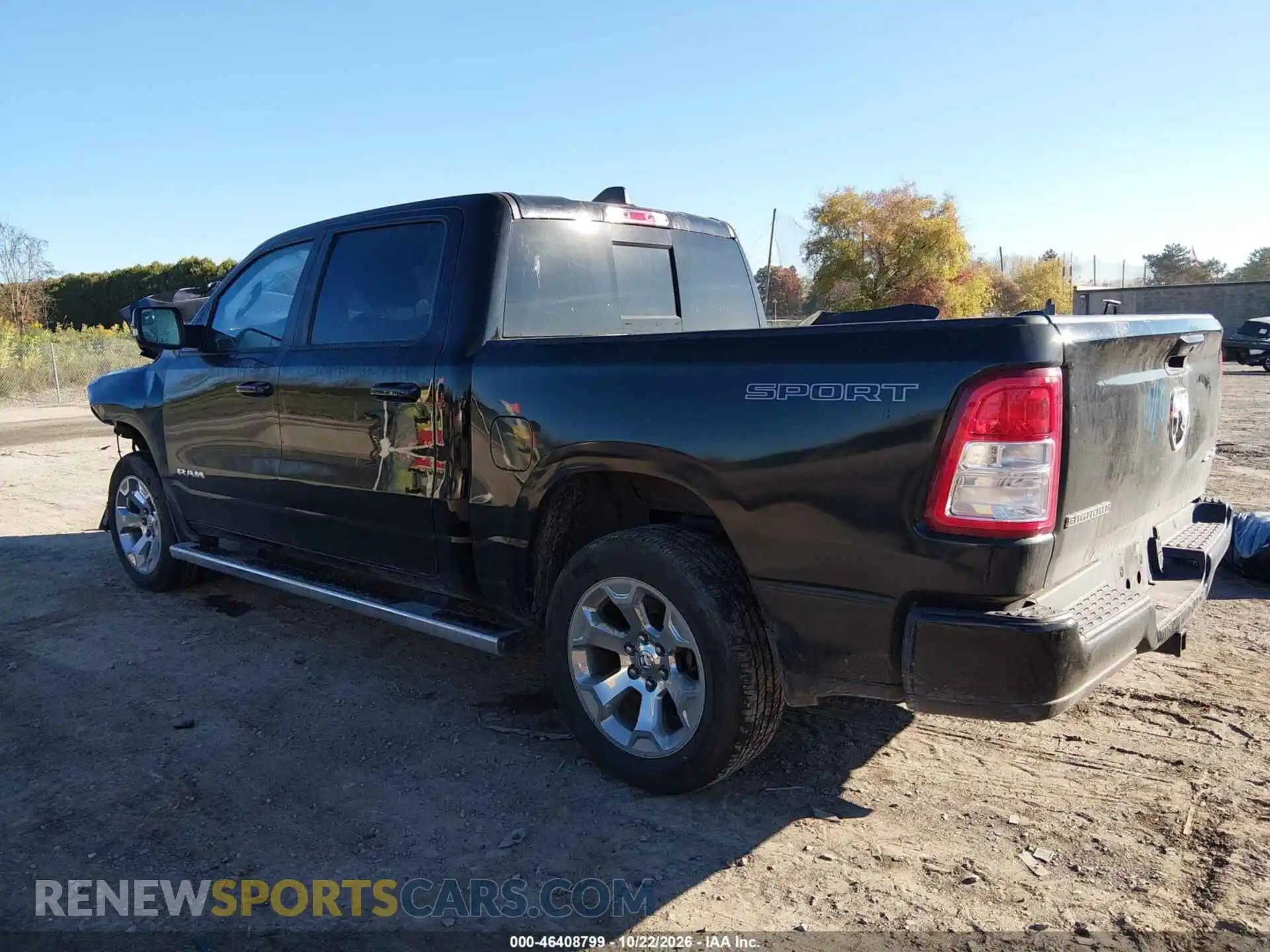 3 Photograph of a damaged car 1C6RRFFG8NN397396 RAM 1500 2022