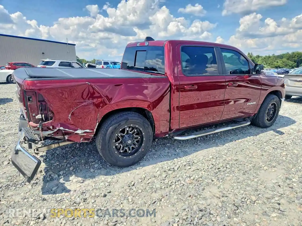 3 fotografías del automóvil dañado 1C6RRFFGXNN424517 RAM 1500 2022