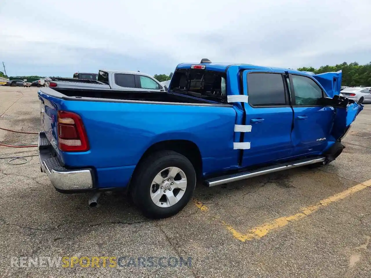 3 Photograph of a damaged car 1C6RRFMG6NN370331 RAM 1500 2022