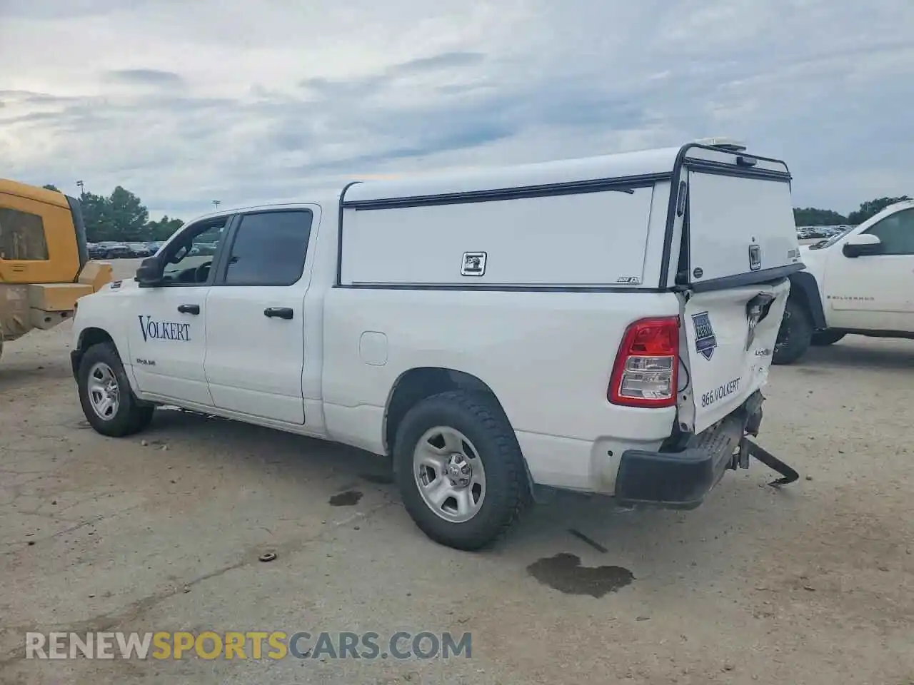 2 Photograph of a damaged car 1C6RRFNG0NN373997 RAM 1500 2022