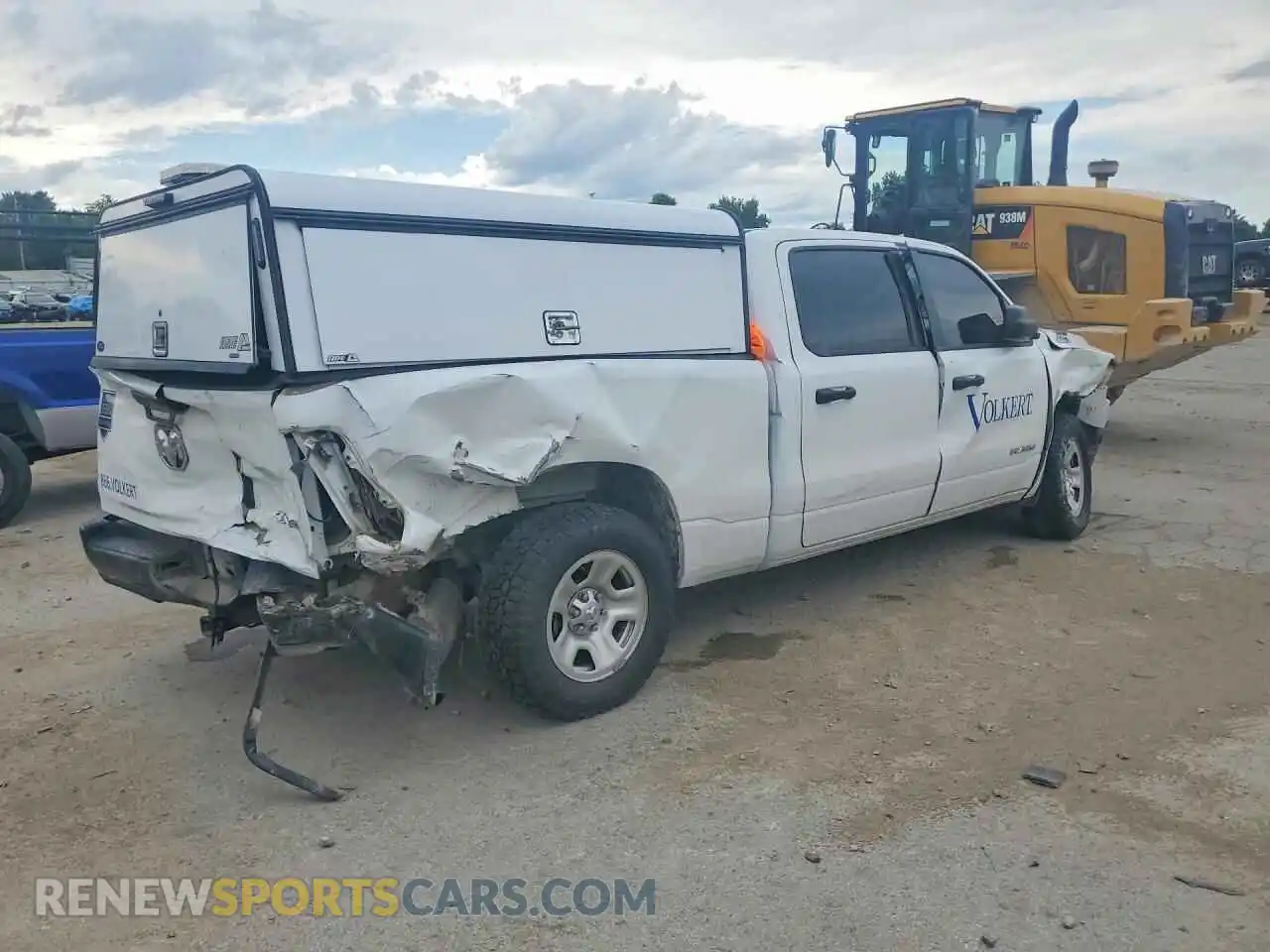 3 Photograph of a damaged car 1C6RRFNG0NN373997 RAM 1500 2022