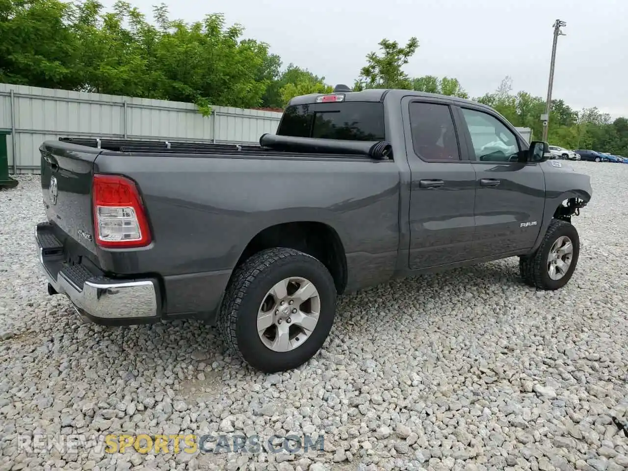 3 Photograph of a damaged car 1C6SRFBT1NN161404 RAM 1500 2022