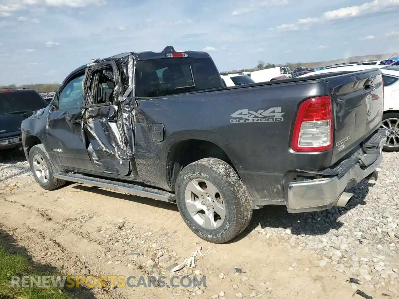 2 Photograph of a damaged car 1C6SRFBT2NN144580 RAM 1500 2022