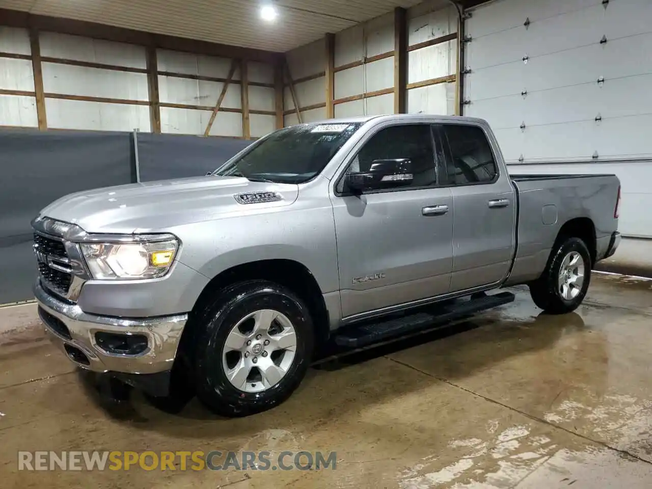 1 Photograph of a damaged car 1C6SRFBT3NN145687 RAM 1500 2022