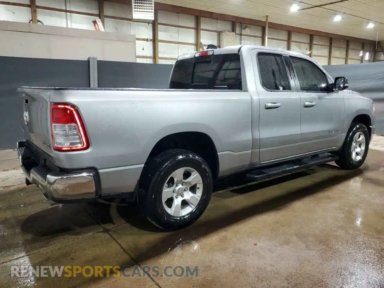 3 Photograph of a damaged car 1C6SRFBT3NN145687 RAM 1500 2022