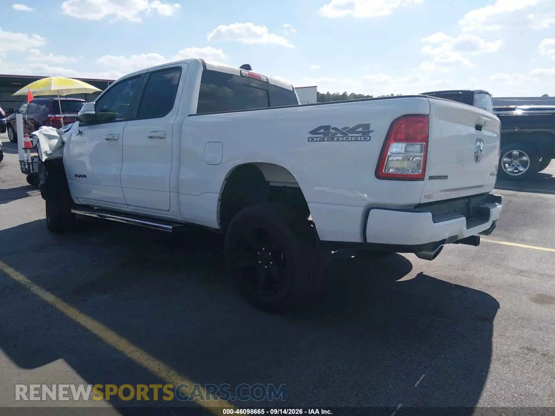 3 Photograph of a damaged car 1C6SRFBT3NN338096 RAM 1500 2022