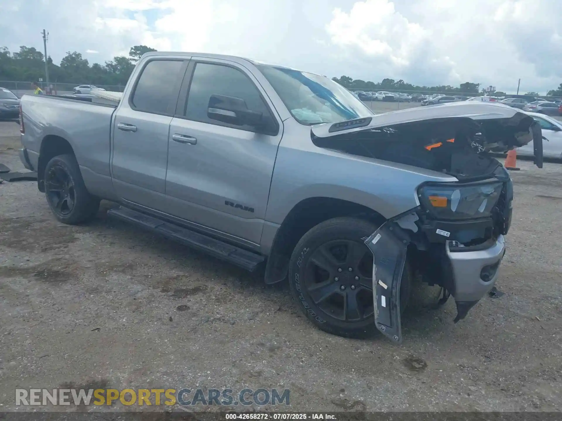 1 Photograph of a damaged car 1C6SRFBT4NN445528 RAM 1500 2022