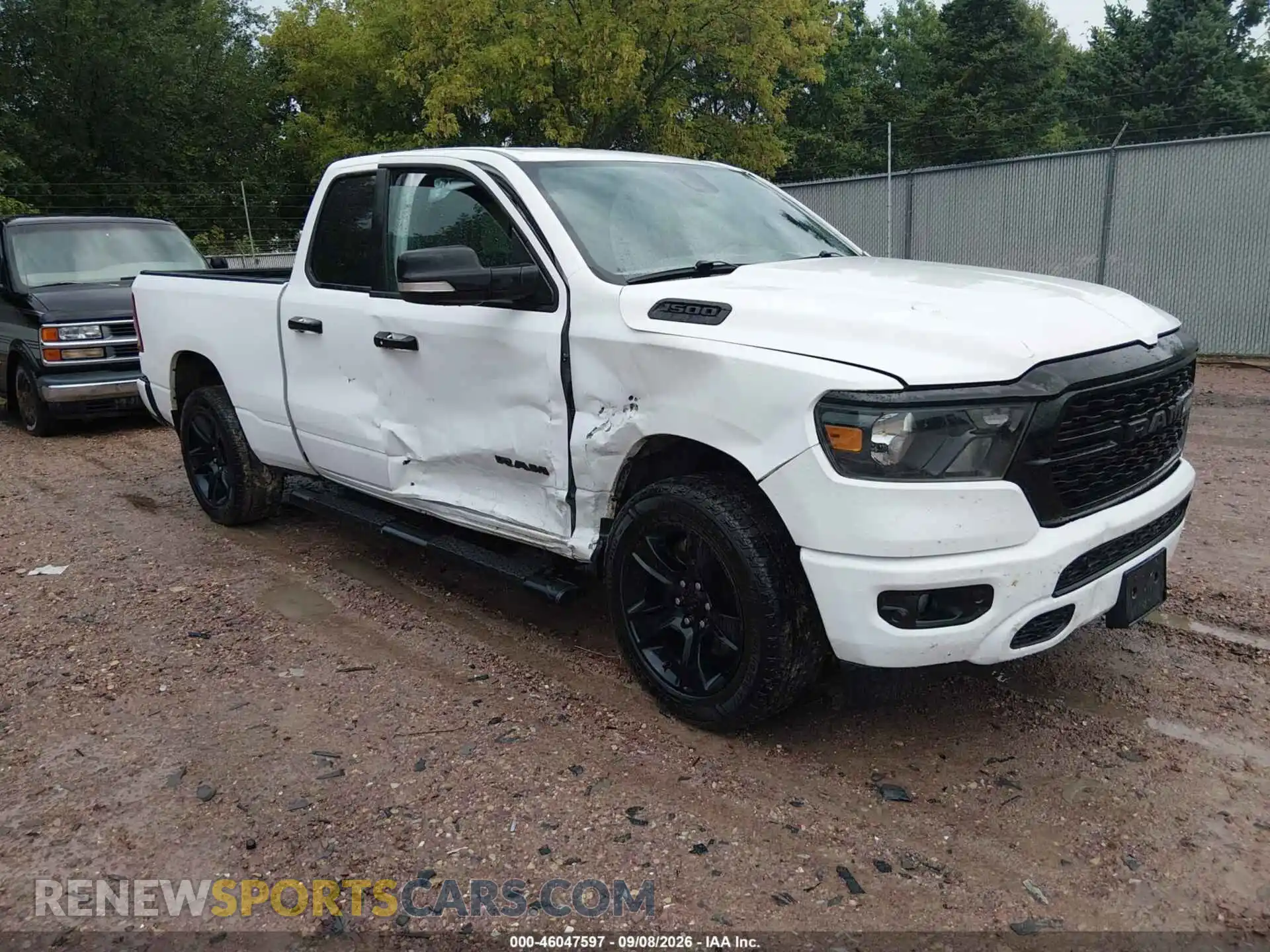 1 Photograph of a damaged car 1C6SRFBT7NN224702 RAM 1500 2022