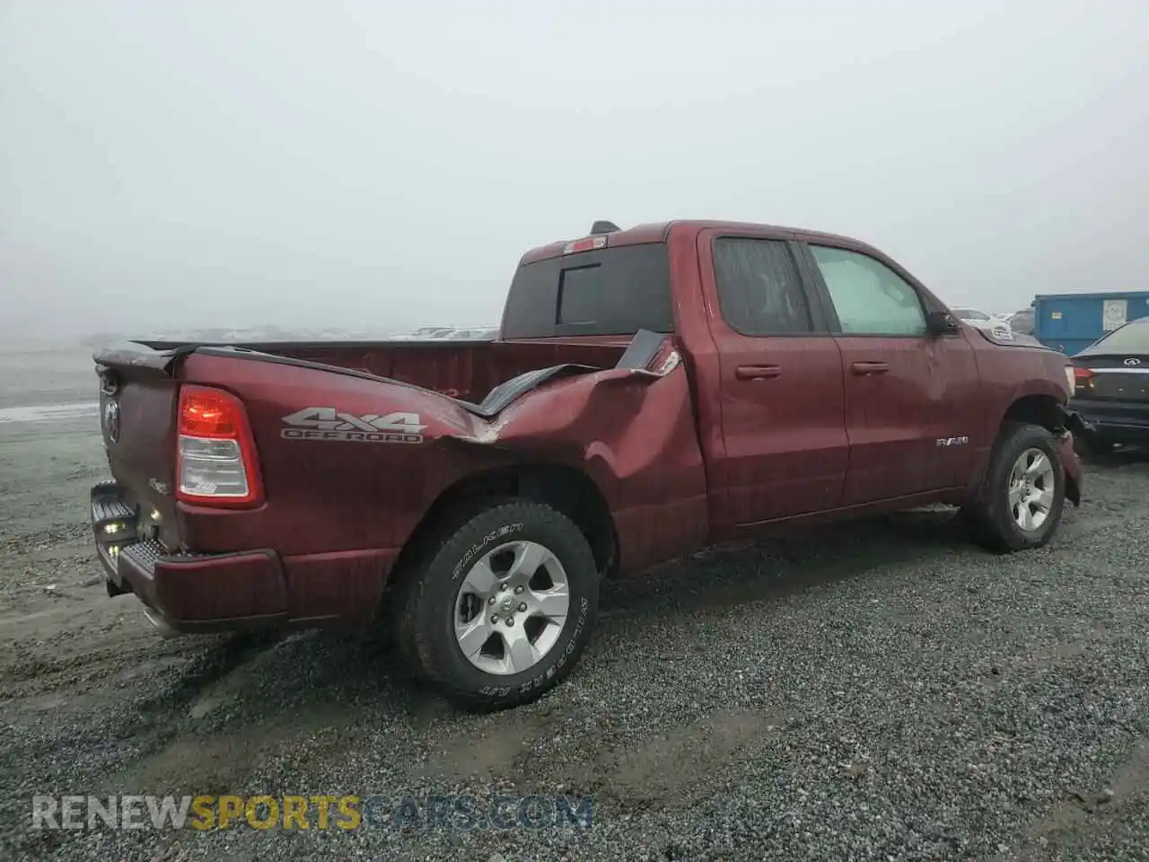 3 Photograph of a damaged car 1C6SRFBT7NN432367 RAM 1500 2022