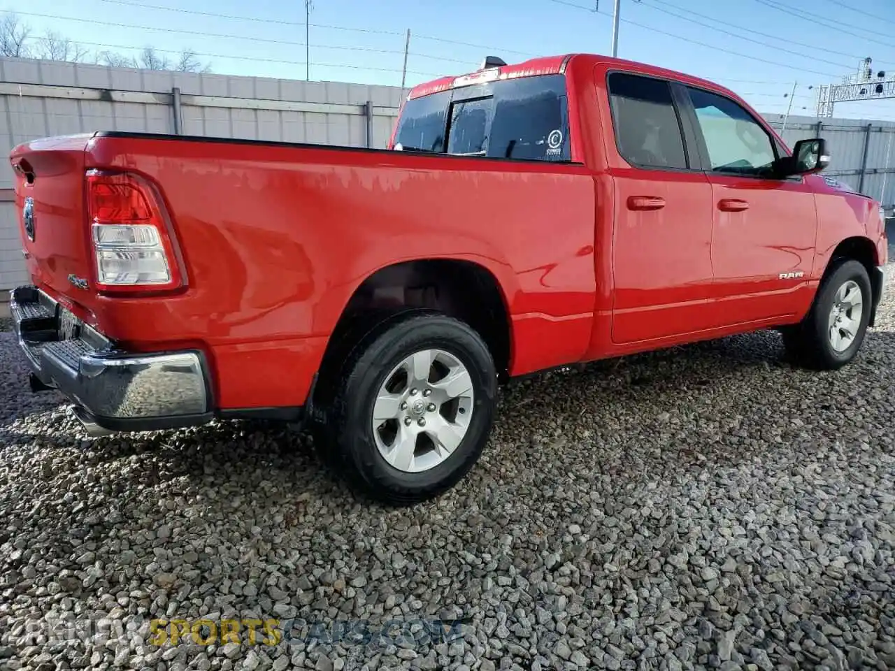 3 Photograph of a damaged car 1C6SRFBT8NN199096 RAM 1500 2022