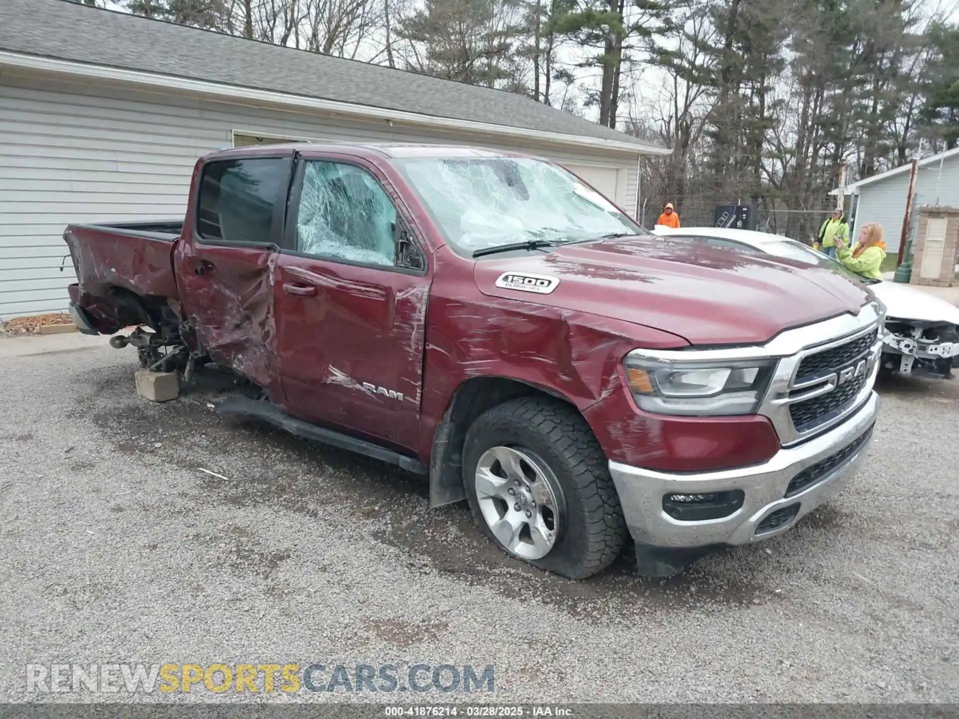 1 Photograph of a damaged car 1C6SRFFM7NN414549 RAM 1500 2022