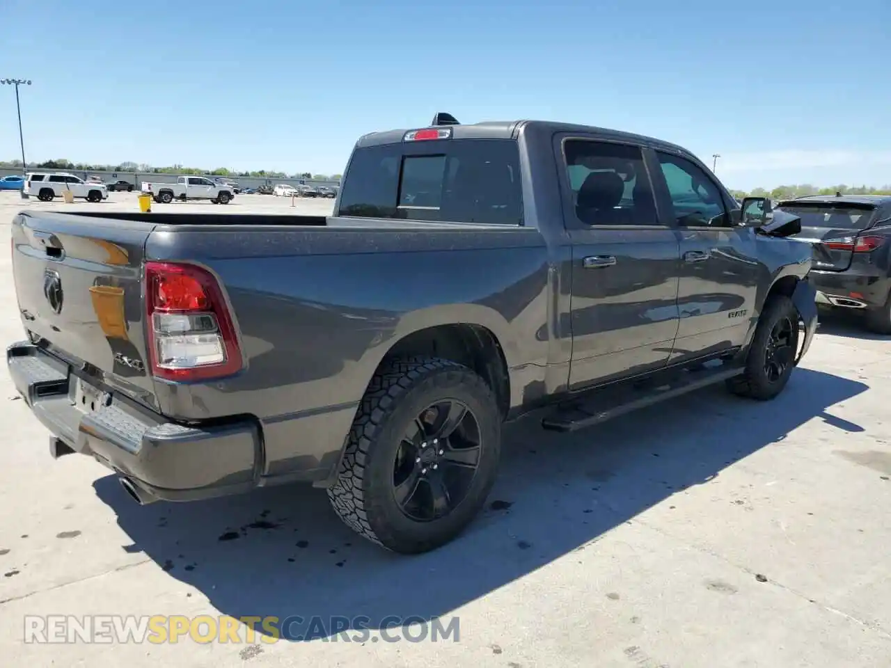 3 Photograph of a damaged car 1C6SRFFT1NN259522 RAM 1500 2022