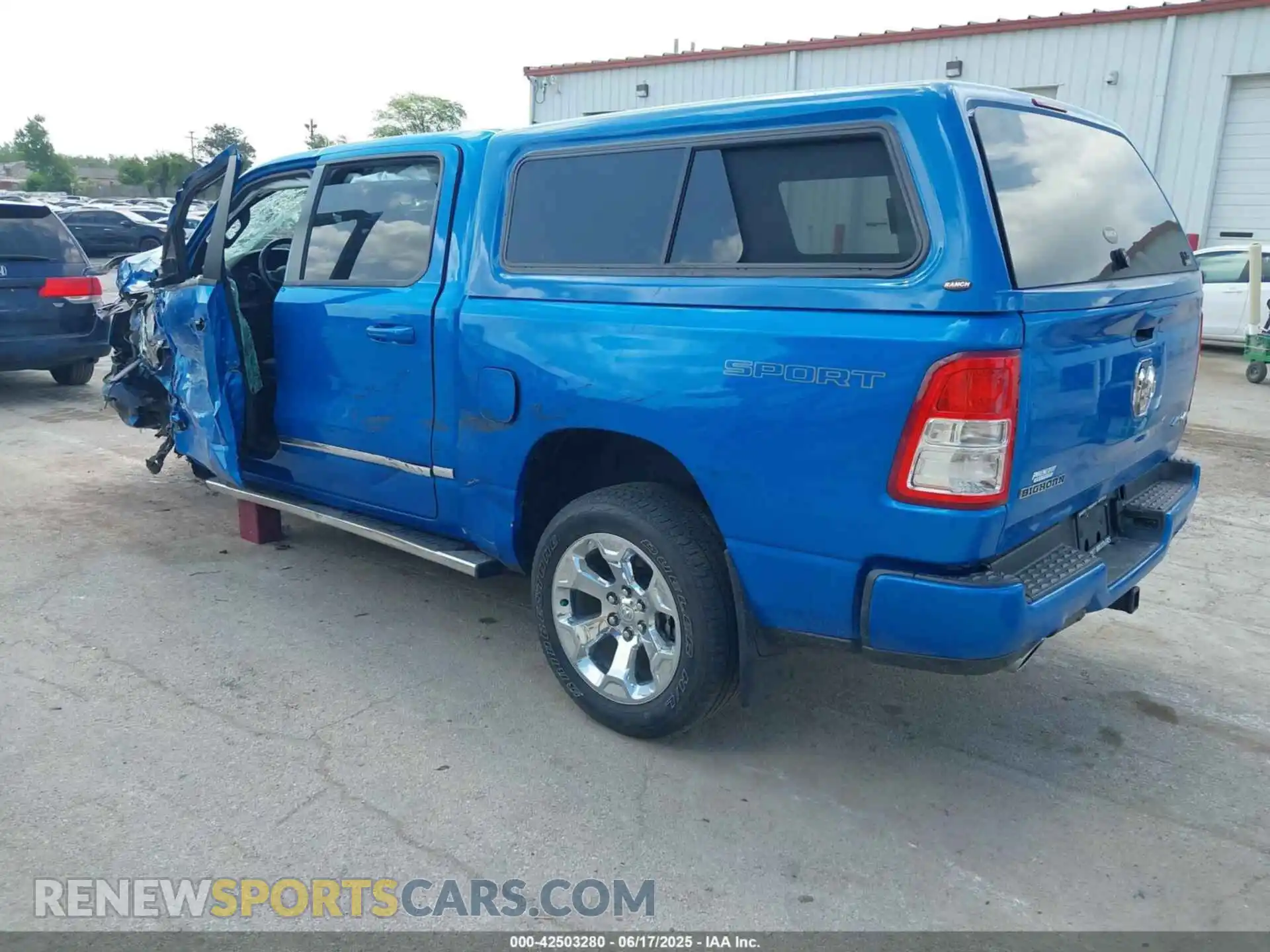 3 Photograph of a damaged car 1C6SRFFT1NN401769 RAM 1500 2022