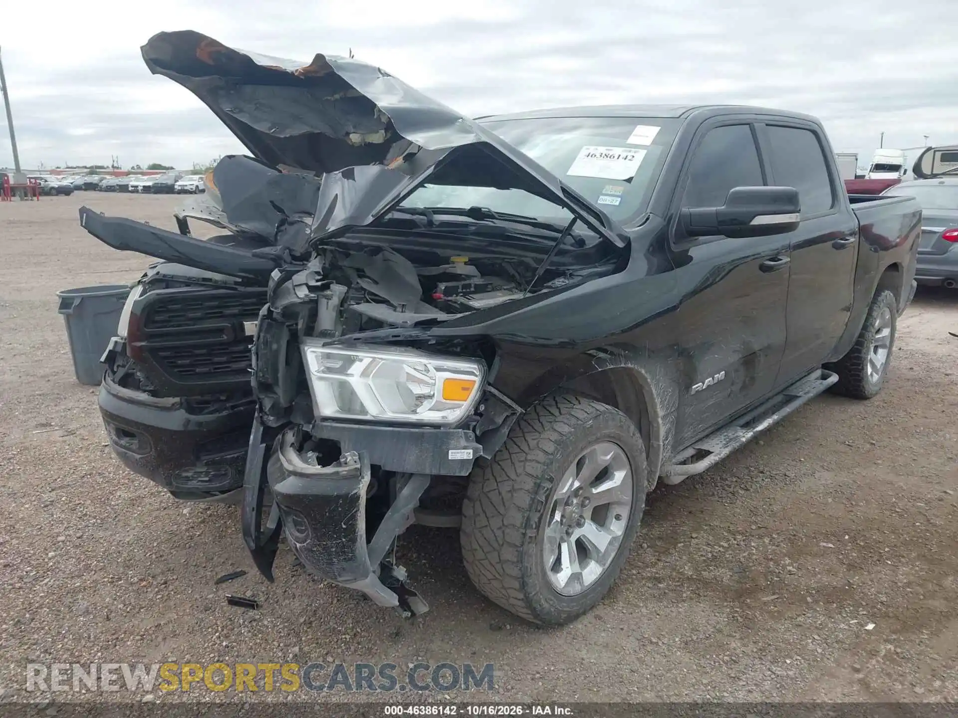 2 Photograph of a damaged car 1C6SRFFT1NN413162 RAM 1500 2022