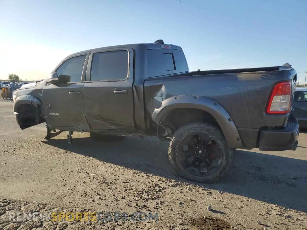2 Photograph of a damaged car 1C6SRFFT3NN311295 RAM 1500 2022