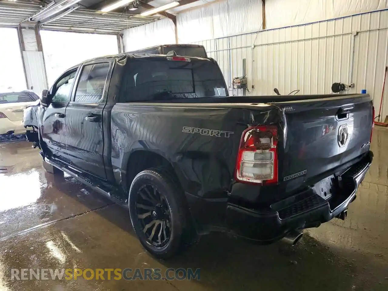 2 Photograph of a damaged car 1C6SRFFT5NN391361 RAM 1500 2022