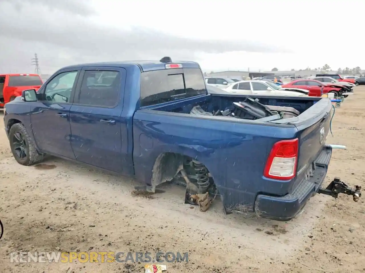 2 Photograph of a damaged car 1C6SRFFT5NN406313 RAM 1500 2022
