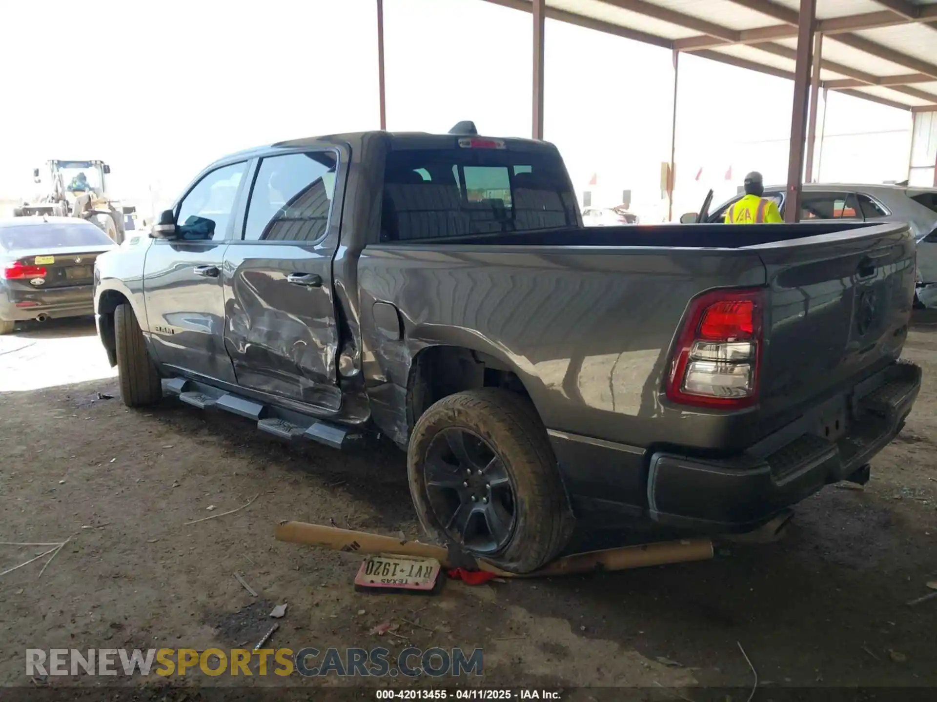 3 Photograph of a damaged car 1C6SRFFT6NN223955 RAM 1500 2022