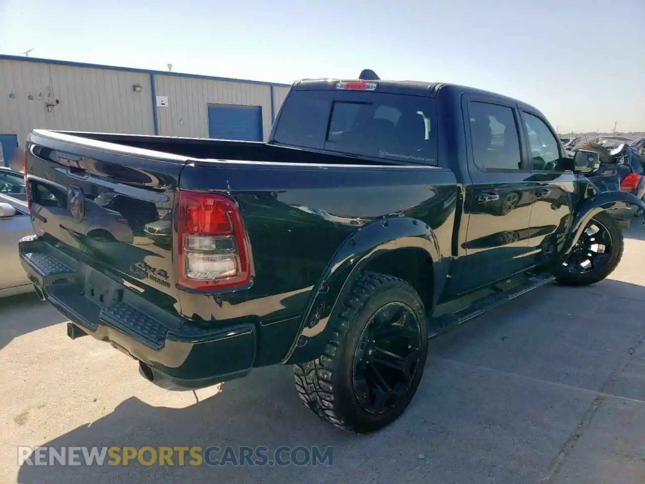 3 Photograph of a damaged car 1C6SRFFT7NN236617 RAM 1500 2022