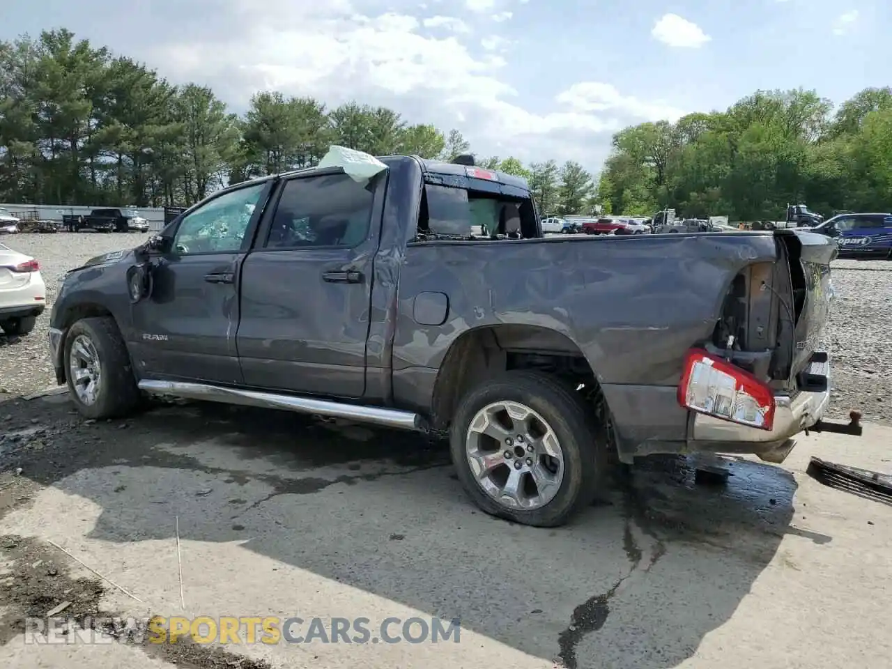 2 Photograph of a damaged car 1C6SRFFT8NN379253 RAM 1500 2022