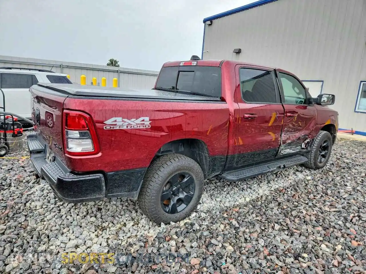 3 Фотография поврежденного автомобиля 1C6SRFFTXNN161492 RAM 1500 2022