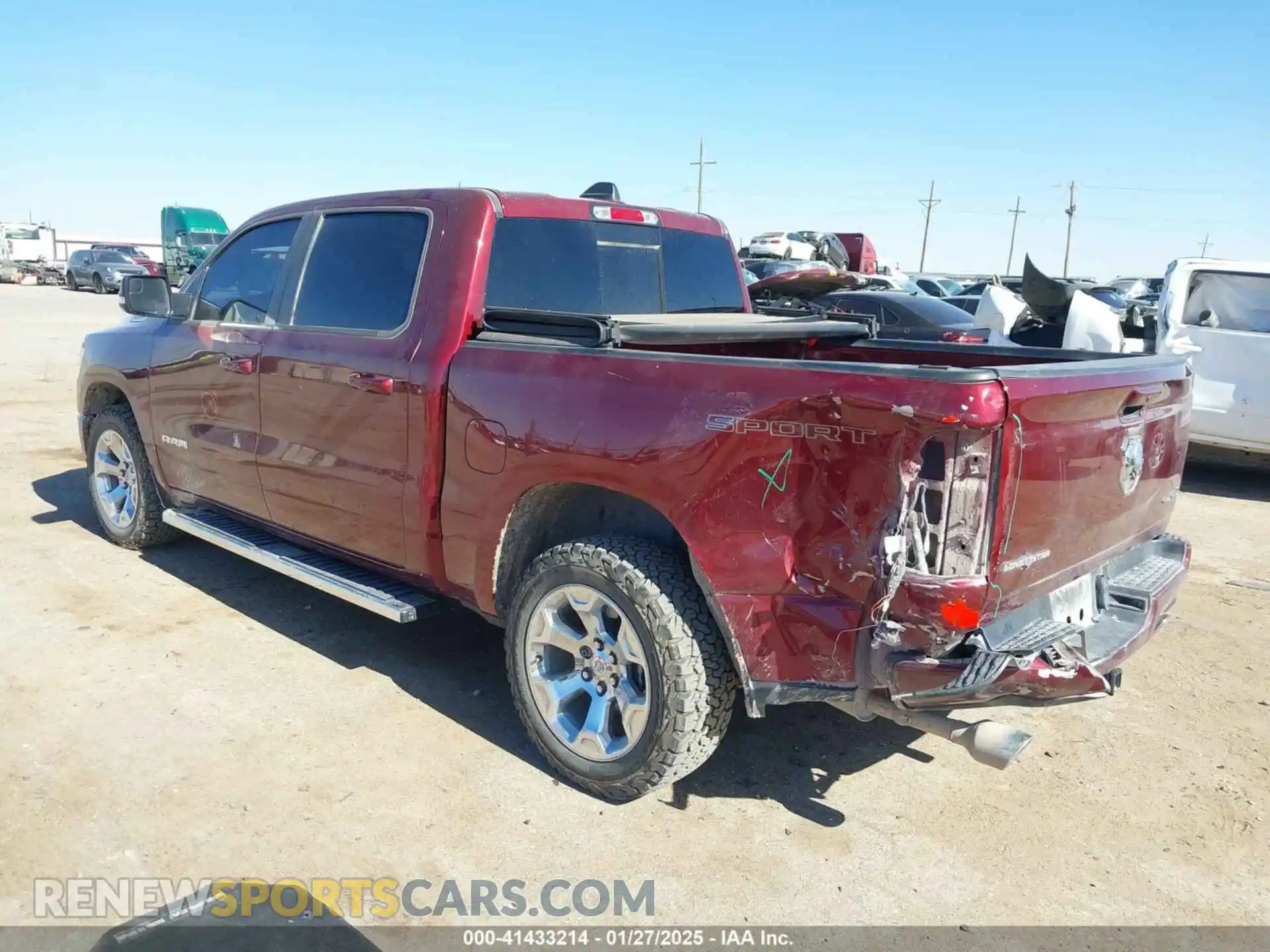 3 Photograph of a damaged car 1C6SRFFTXNN461601 RAM 1500 2022