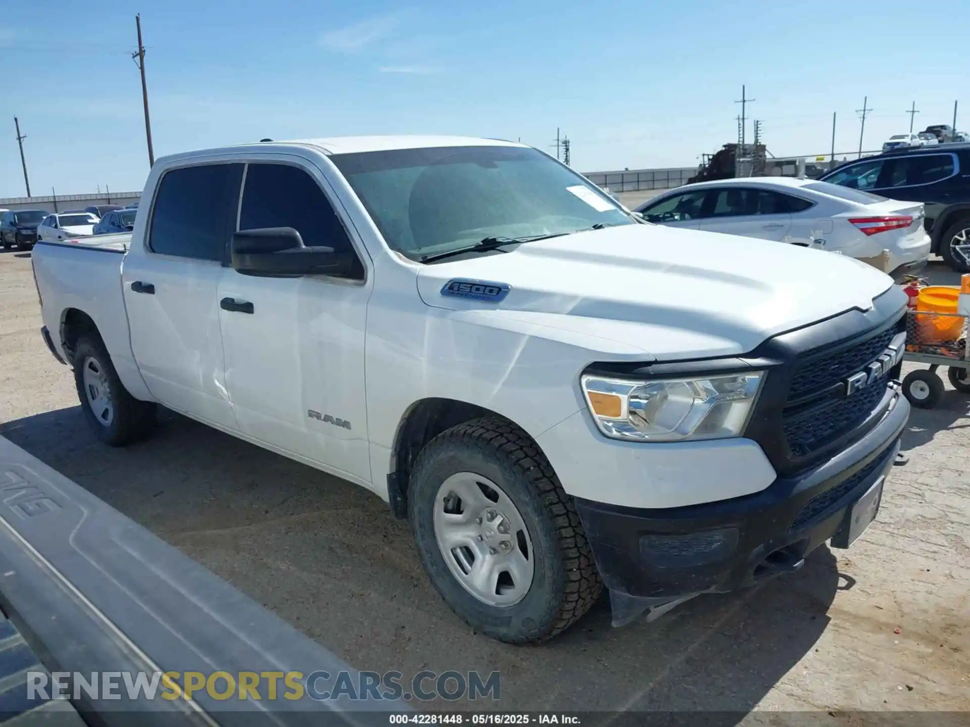 1 Photograph of a damaged car 1C6SRFGT1NN283091 RAM 1500 2022