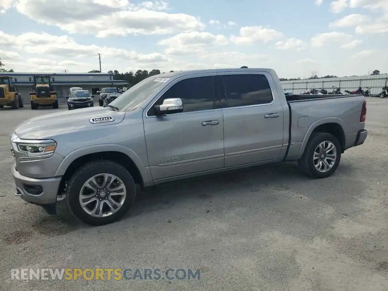 1 Photograph of a damaged car 1C6SRFHM3NN460120 RAM 1500 2022