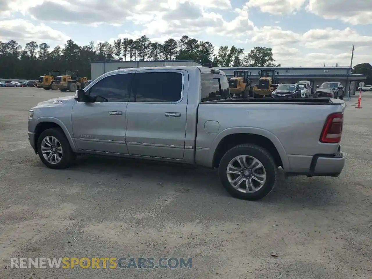 2 Photograph of a damaged car 1C6SRFHM3NN460120 RAM 1500 2022