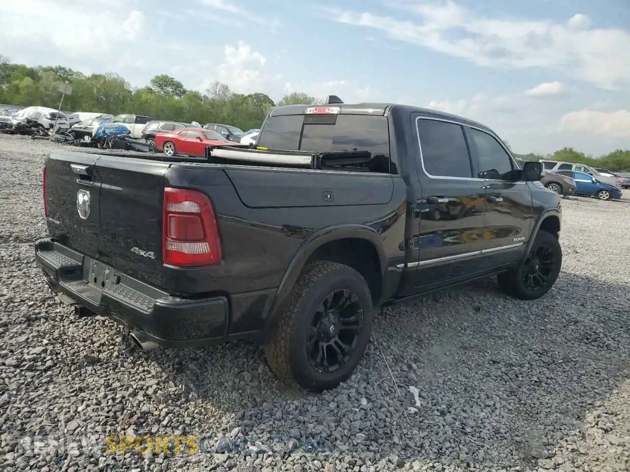 3 Photograph of a damaged car 1C6SRFHT3NN109831 RAM 1500 2022