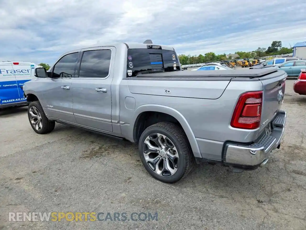 2 fotografías del automóvil dañado 1C6SRFHT4NN166894 RAM 1500 2022
