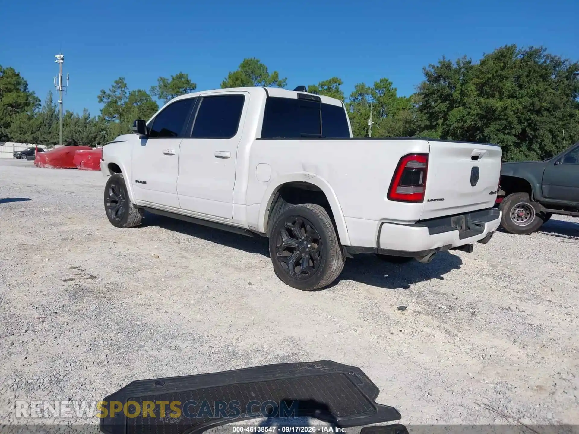 3 fotografías del automóvil dañado 1C6SRFHT8NN307756 RAM 1500 2022