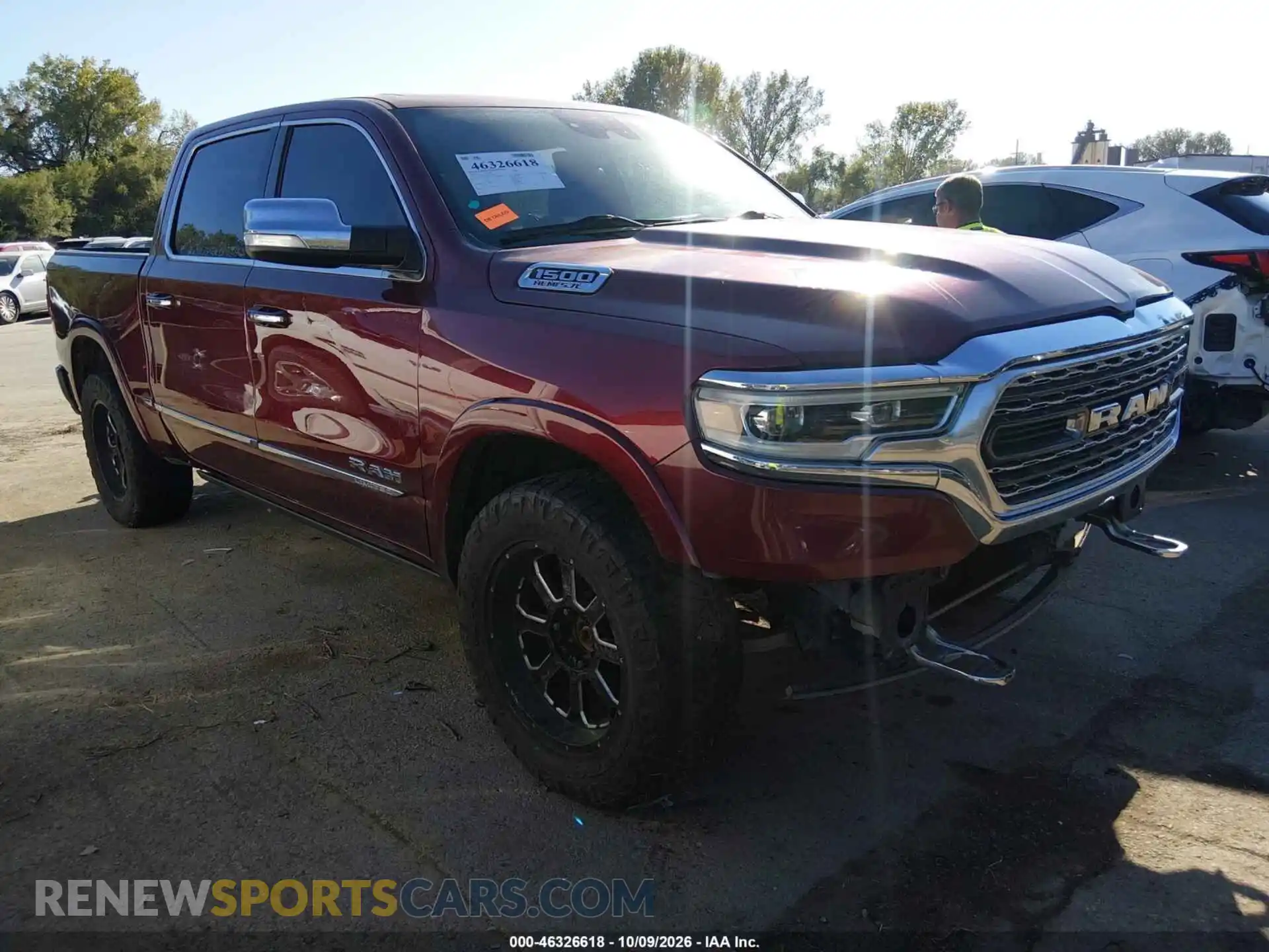 1 Photograph of a damaged car 1C6SRFHT8NN333614 RAM 1500 2022