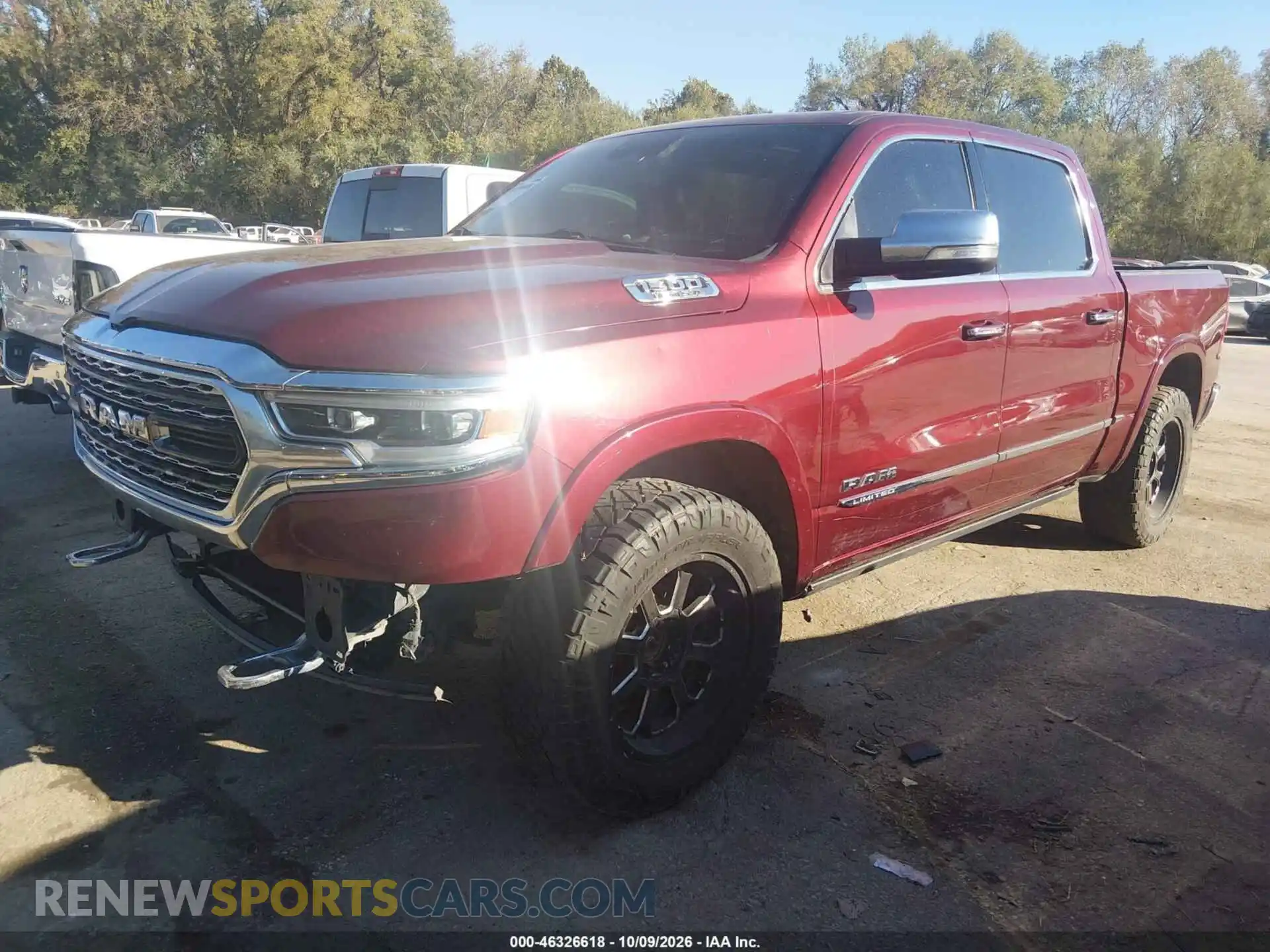 2 Photograph of a damaged car 1C6SRFHT8NN333614 RAM 1500 2022