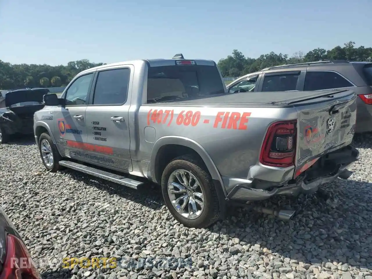 2 Photograph of a damaged car 1C6SRFJT0NN225045 RAM 1500 2022