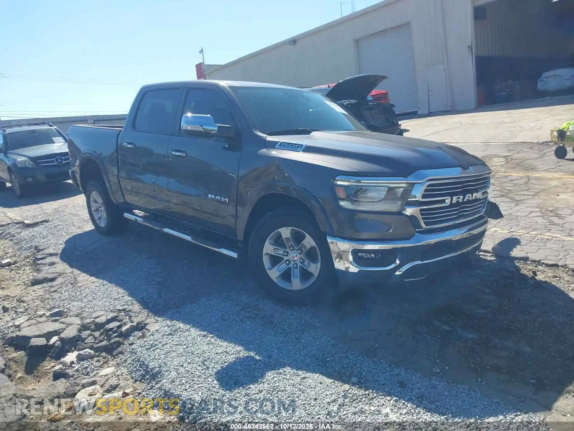 1 Photograph of a damaged car 1C6SRFJT0NN434589 RAM 1500 2022